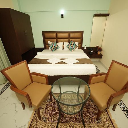 Saikiran Hotel Mapusa Eksteriør bilde